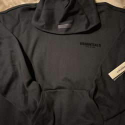 Blk. Essential Hoodie 1:1