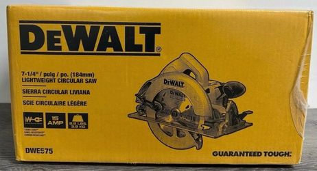 DEWALT
15 Amp Corded 7-1/4 in.
Lightweight Circular Saw