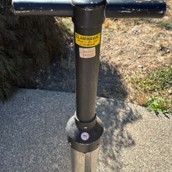 Clamhawk Clam Gun