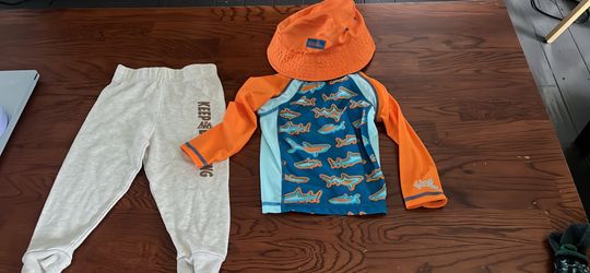 Size 2T/3T clothing