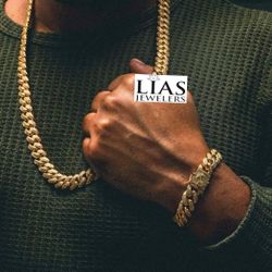 New 18k Yellow Gold Cuban Link Chain And Bracelet 