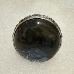 Size 8.5 Labradorite Sterling Silver Ring