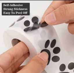 New 500 paw print stickers