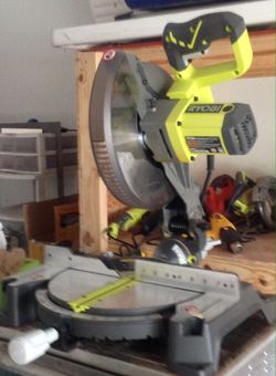 MITER SAW