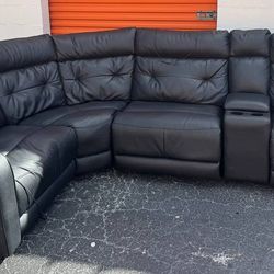 Hewitt Leather Dual Power Reclining Sectional Sofa Black