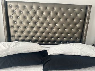 King size bed
