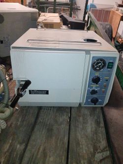 Sterilizing machine