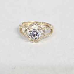 10kt Gold CZ Stone Ring