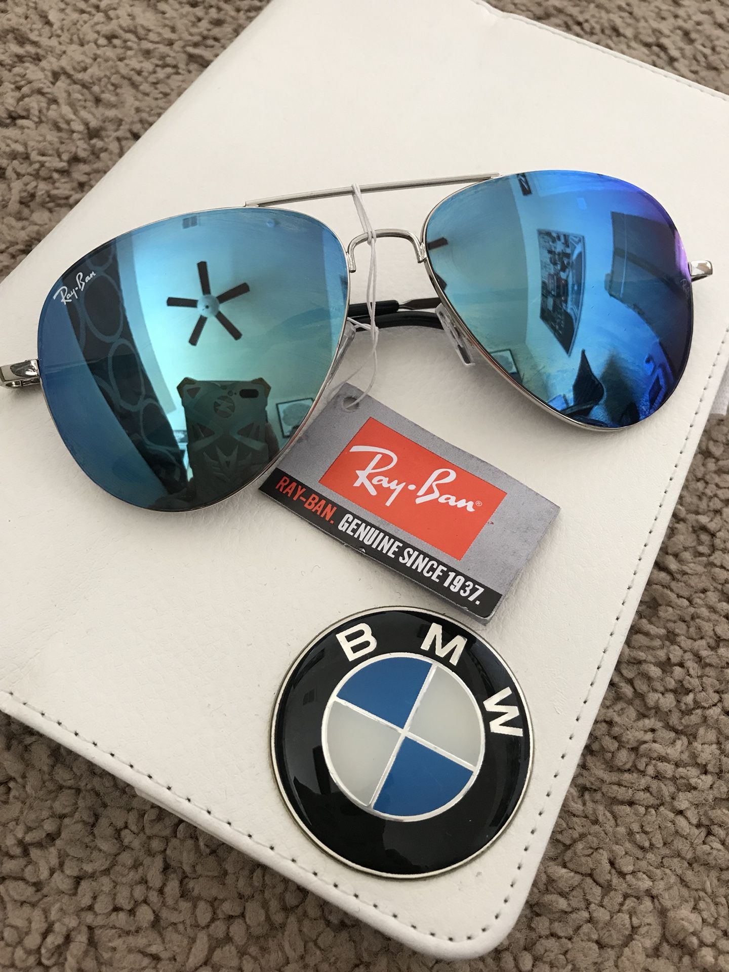 Ray-Ban sunglasses aviators authentic with tags and case authentic