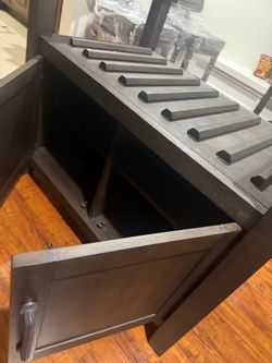 Kitchen table