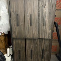 Wood Dresser