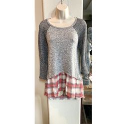 Like new lightweight Anthropologie Scrapbook tunic top. Sz L