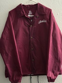 Suavecita Burgundy windbreaker