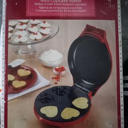 "NEW " Mini Cupcake Maker $20