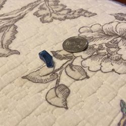 Blue Crystal And Rare Quarter