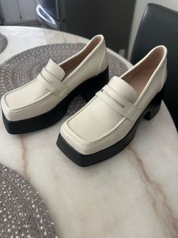 shoes size 7.5