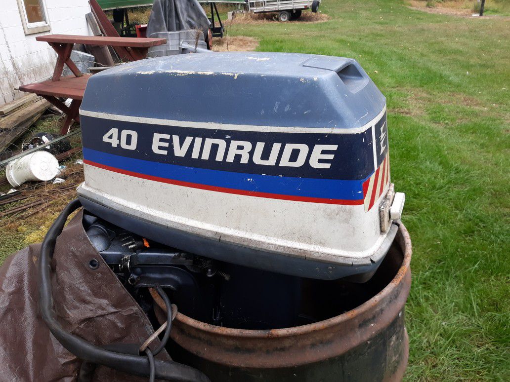 40 hp Evinrude outboard motor