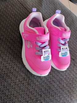 Skechers