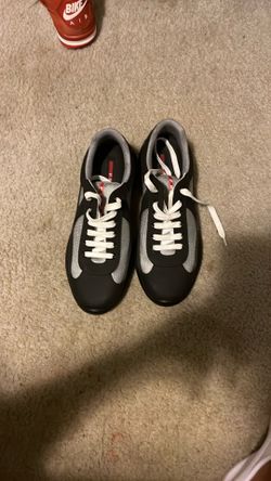 Pradas (black)