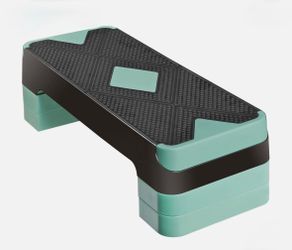 26.5" Aerobic Exercise Step Platform w/4 Risers Adjustable Workout Stepper Green