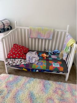 Half crib / bed