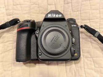 Nikon D780 (Shutter Count: 1,158)
