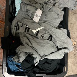 Selling Nike T SHIRTS NEW AND SHIRTS 