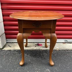Oval Oak Side Table 