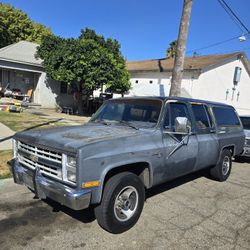 1986 Chevy Suburban C20 
