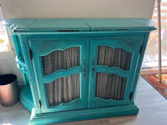 Shabby Chic Vintage Buffet Cabinet