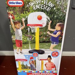 Little Tikes TotSports Basketball Set