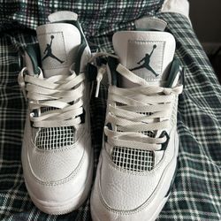Air Jordan 4 Retro