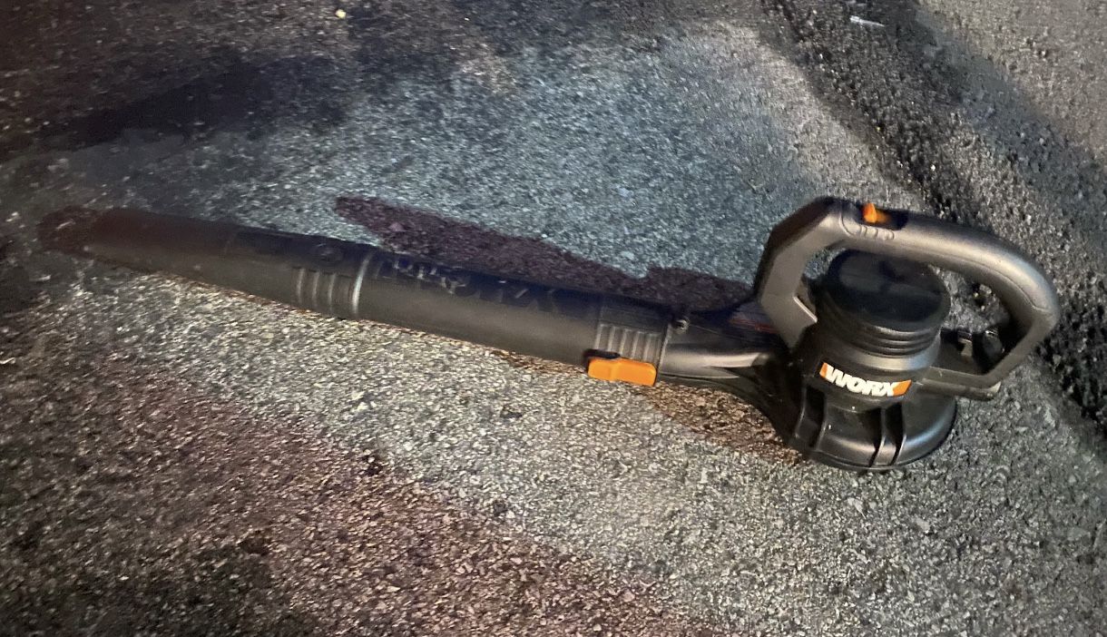 Electric Leaf Blower 