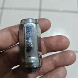 Lug Nuts