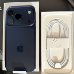 iPhone 17pro 256 Navy Blue