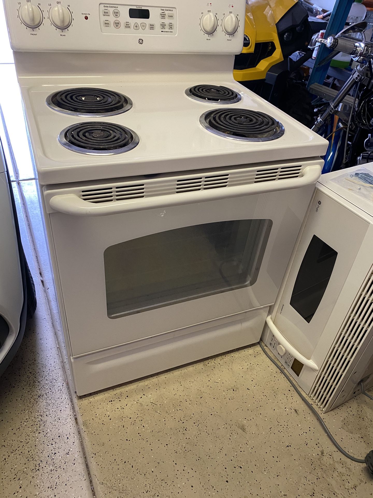 2 Piece Kitchen Appliance White