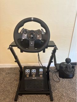 Logitech G920 Racing Wheel, Pedals & Shifter with Stand - Xbox/PC Lightly Used