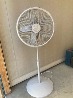 Lasko 18” 3-speed Oscillating Pedestal Fan