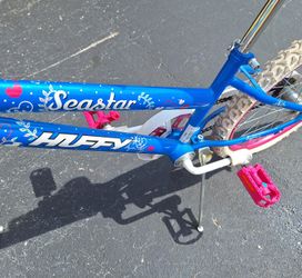 GIRS BIKE $15.00