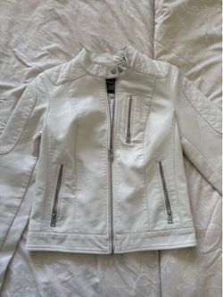 Women’s leather jacket