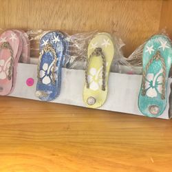 New Flip Flip Peg Holder 