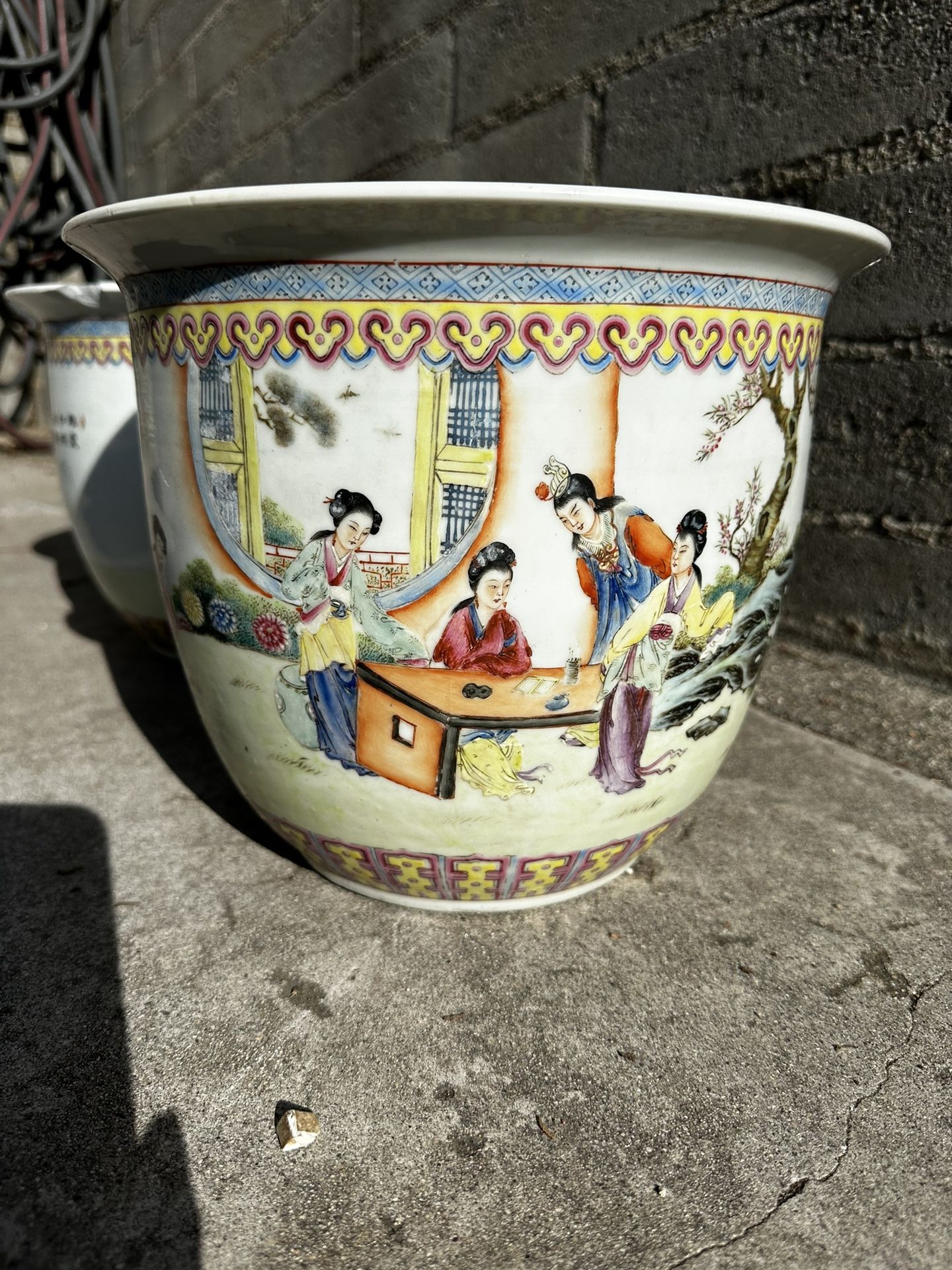 Chinese Ceramic Pot 3000