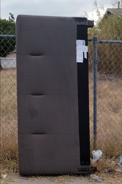 Curb Alert... head board..