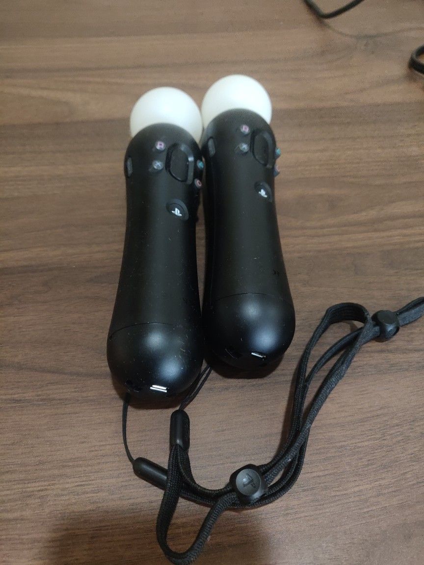 Ps4 Move Controllers