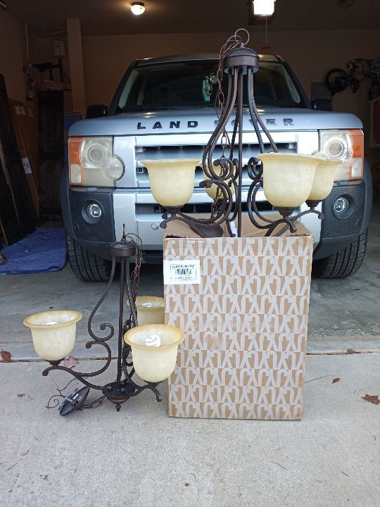Light fixtures
