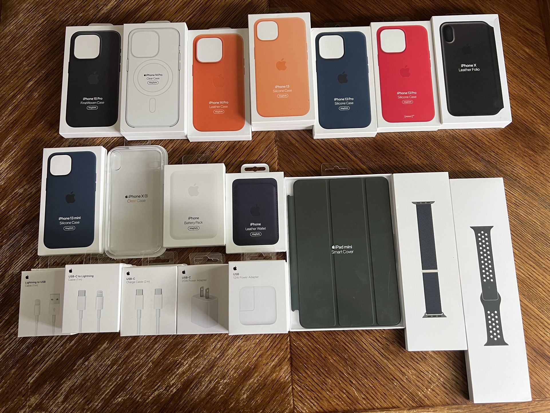 Official Apple Silicone Case and Apple Leather Case 