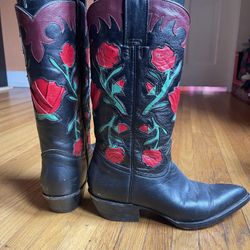 Montana Cowboy Boots Women’s Size 7.5 Rose Embellished