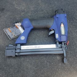 Narrow Crown Stapler