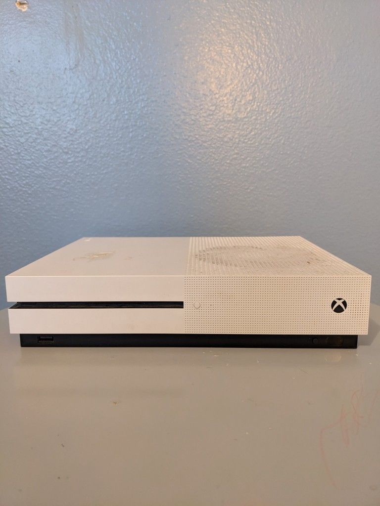 Xbox One S