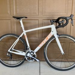 Trek Madone 7.9 Carbon Road Bike 56 CM